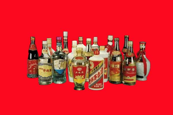 宛城区回收十八老酒.jpg